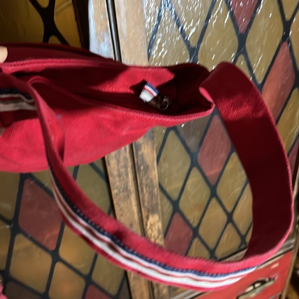 Vintage Y2K American Eagle red purse with multicolored striped ribbon accents. - Picture 5 of 6
